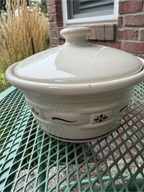 Longaberger Pottery Covered Dish Traditions Red Pattern